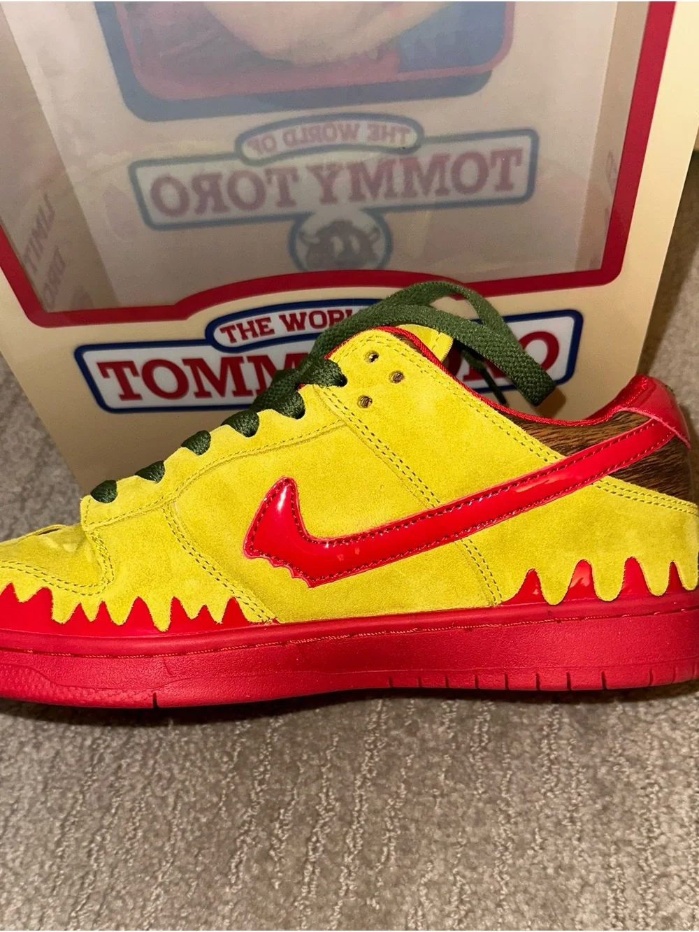 Bull Airs Poison Apple Custom SB Dunk Lows 🍎